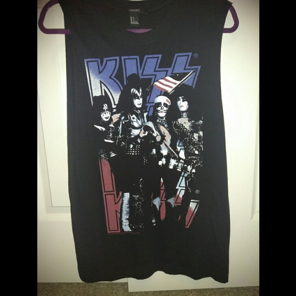 NWOT Kiss tank top
